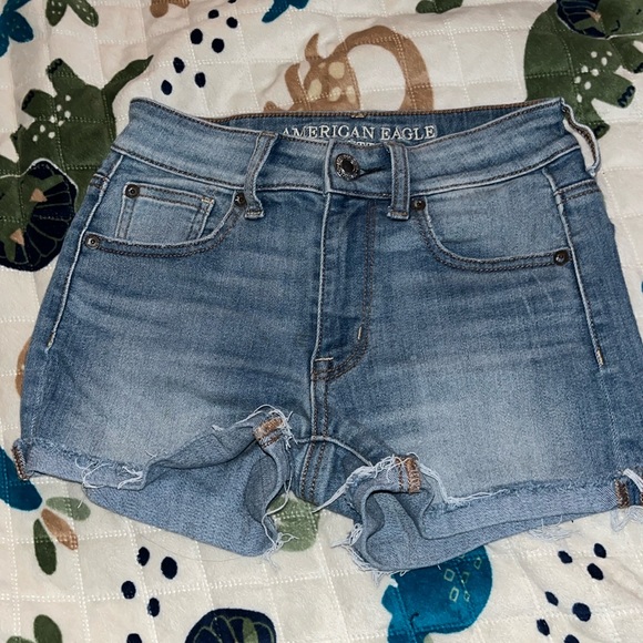AEO hi rise shortie super super stretch jean shorts - Picture 1 of 2